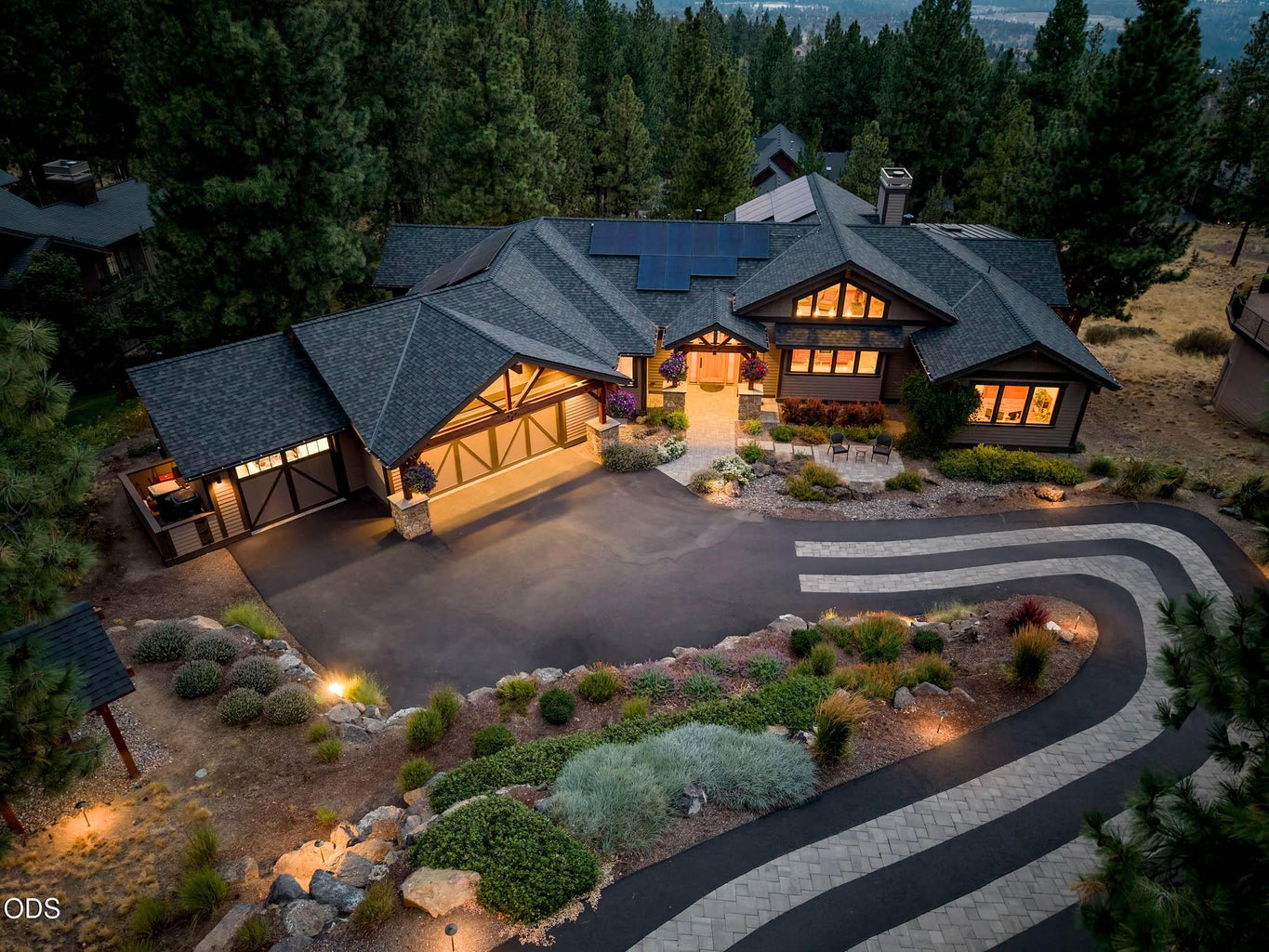 Photo of 1624 NW Overlook Drive 50 of 57