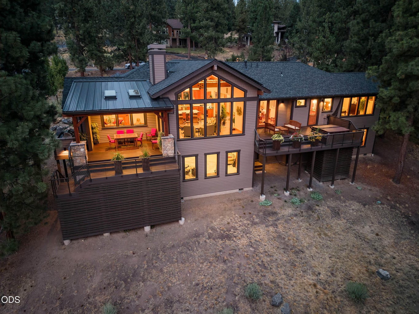 Photo of 1624 NW Overlook Drive 52 of 57