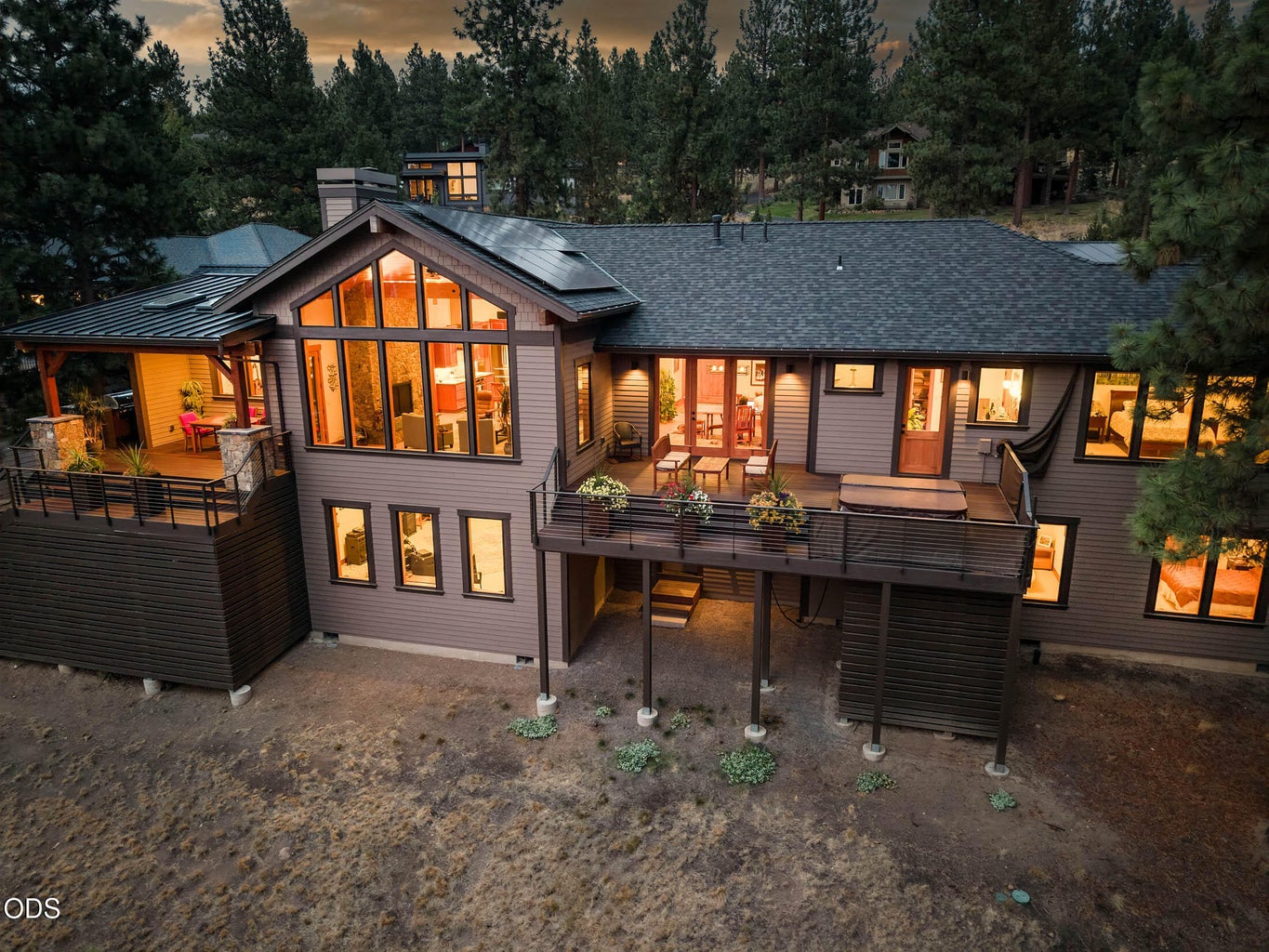 Photo of 1624 NW Overlook Drive 56 of 57
