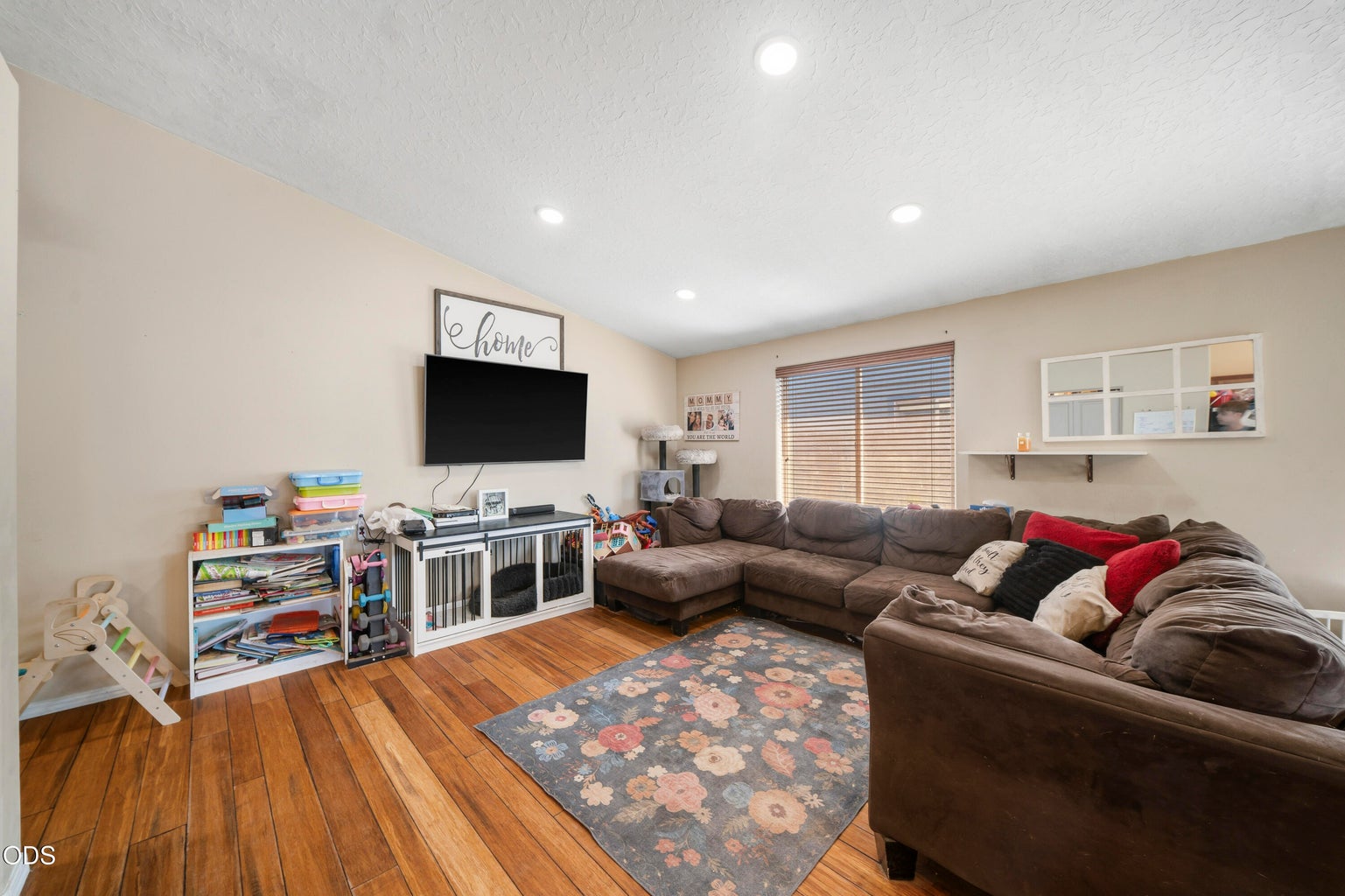 Photo of 16423 Riley Drive 12 of 24
