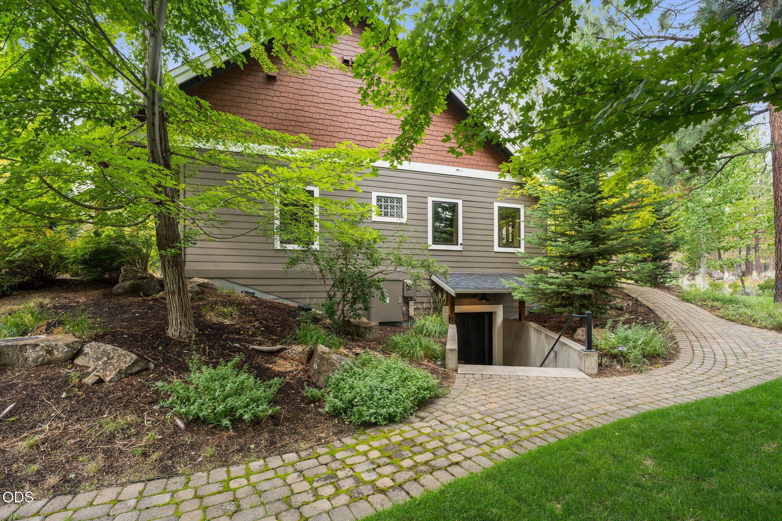 Photo of 14880 Chickaree Lane 40 of 116