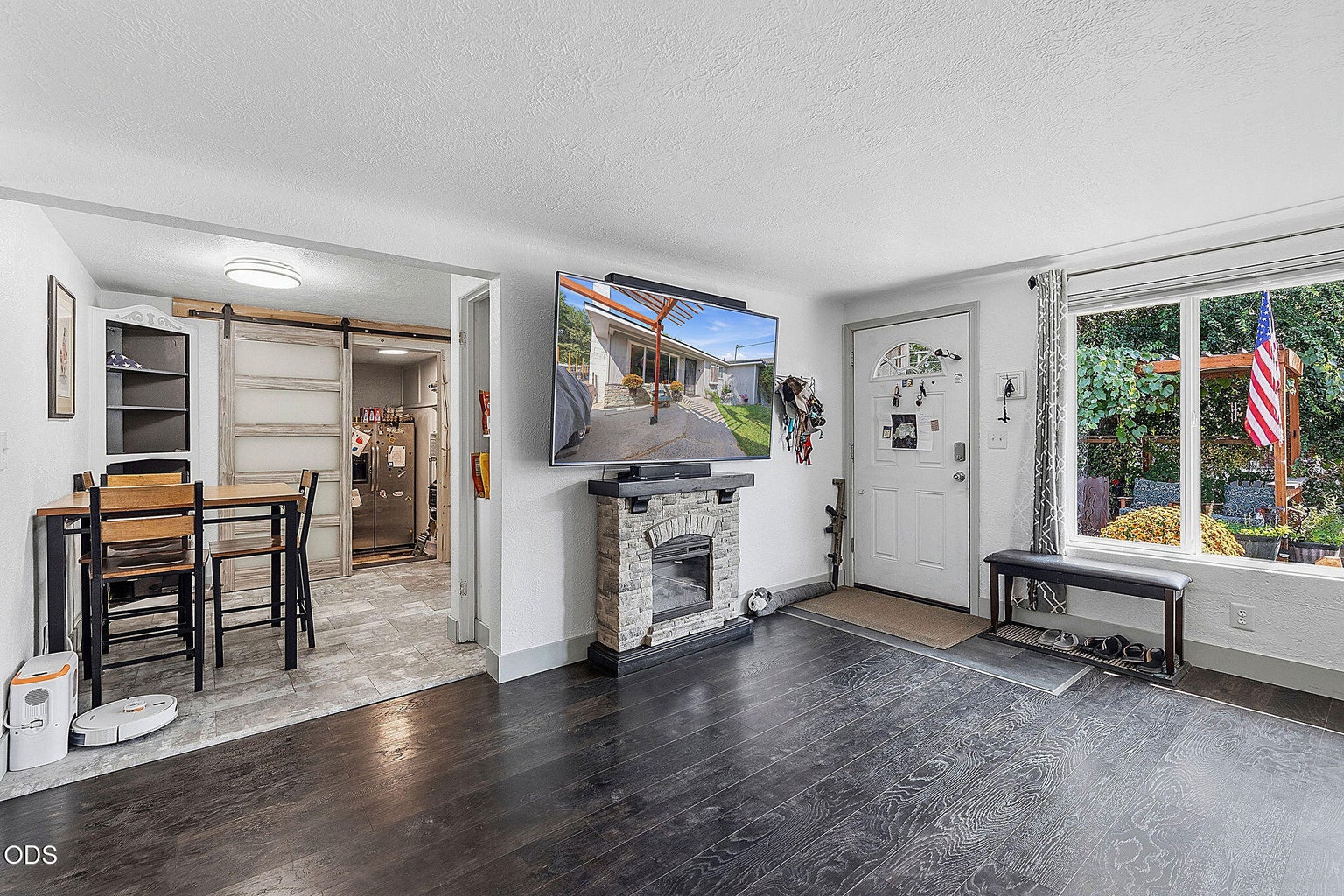 Photo of 74 SE 11th Street 4 of 23