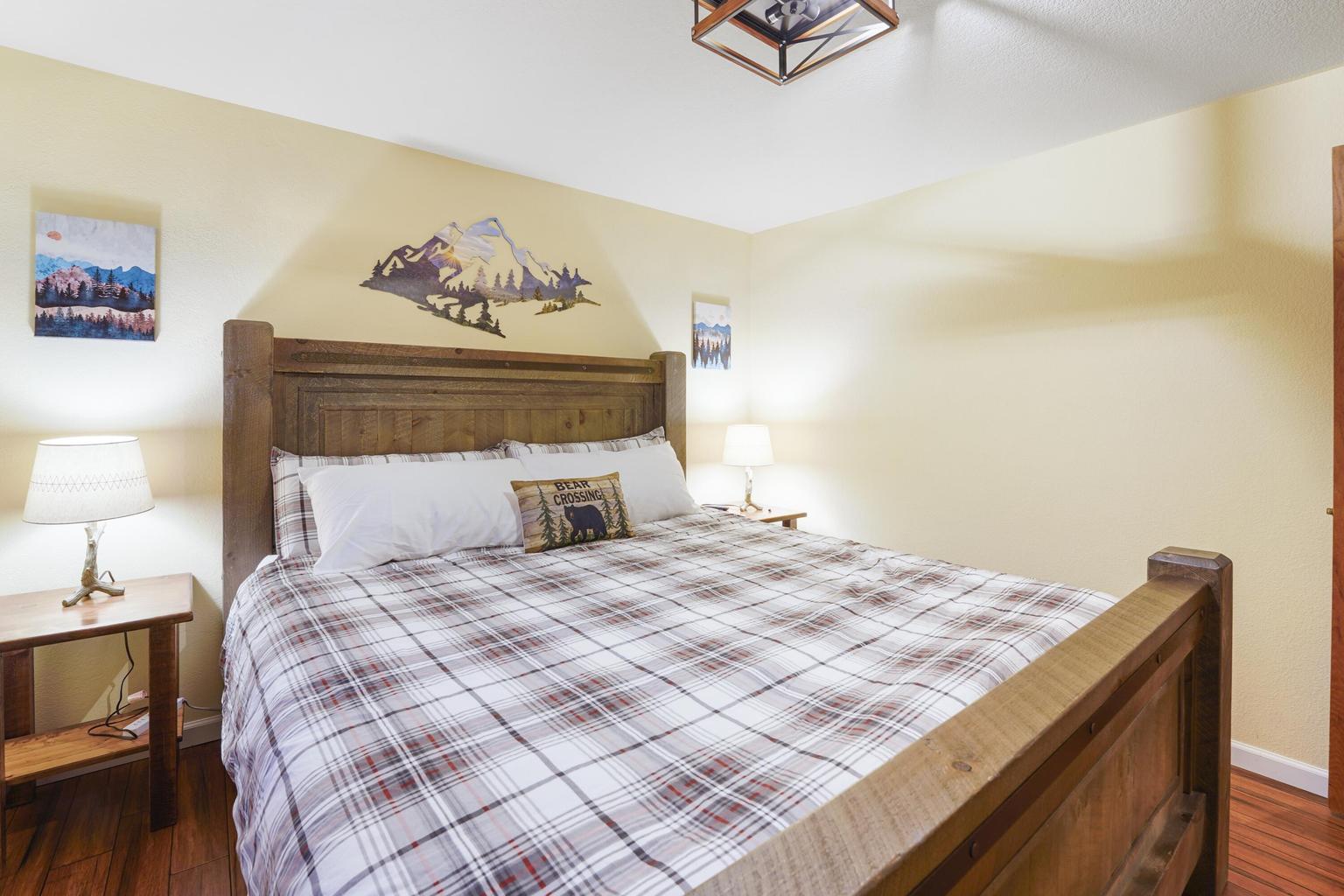 Downstairs Master Suite – King Bed + Ensuite