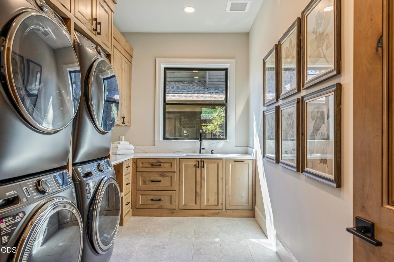 Photo of 17751 Preservation Loop 28 of 37