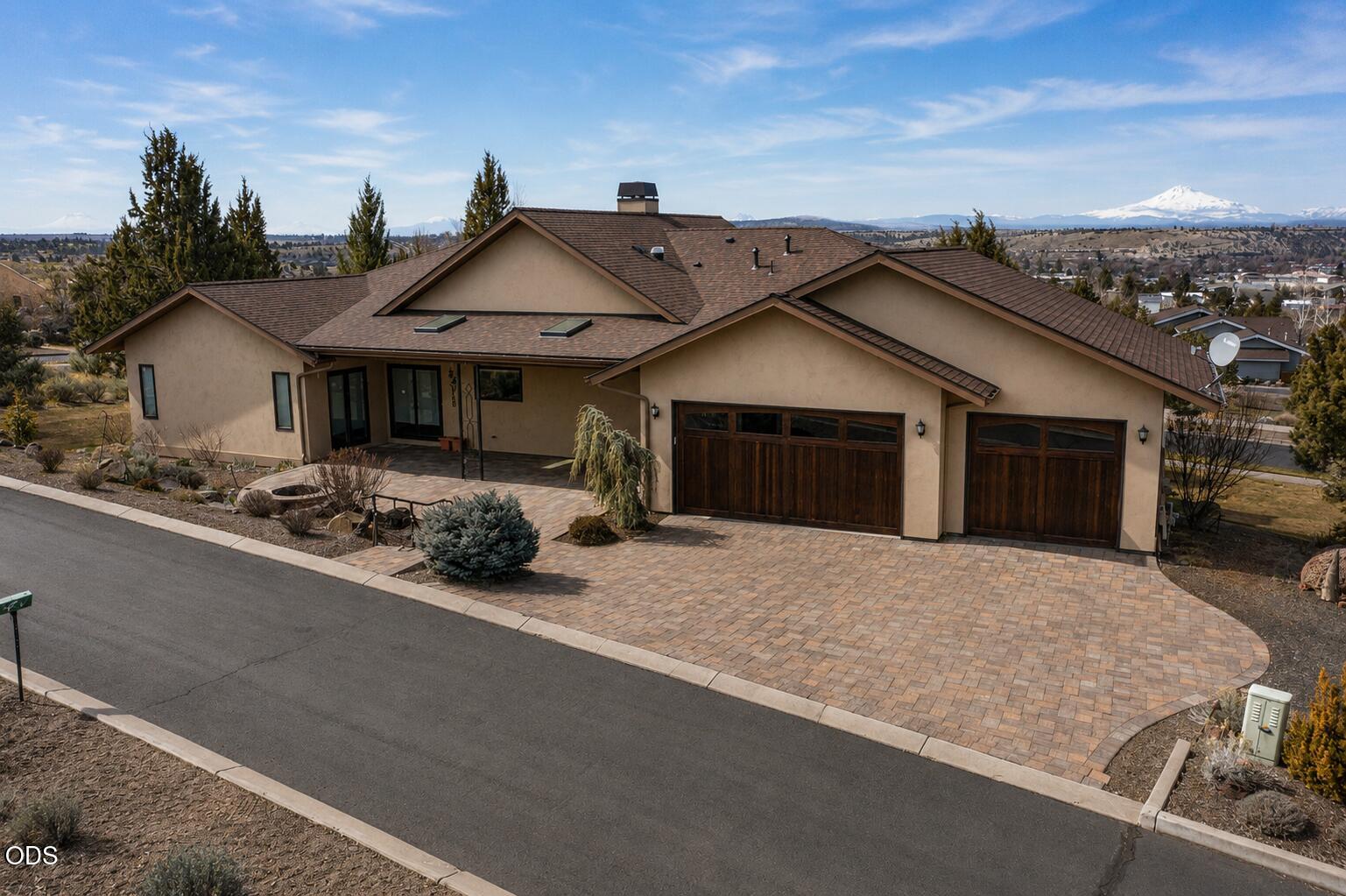 Photo of 373 SE Manzanita Drive 45 of 46