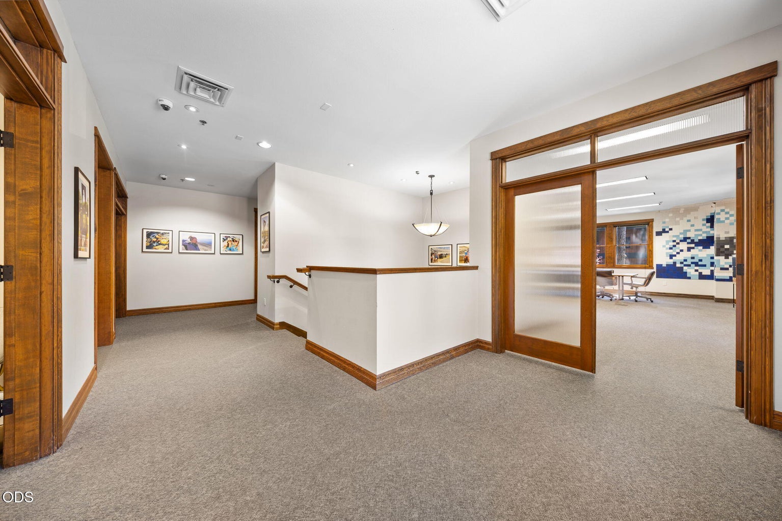 2nd floor Hallway