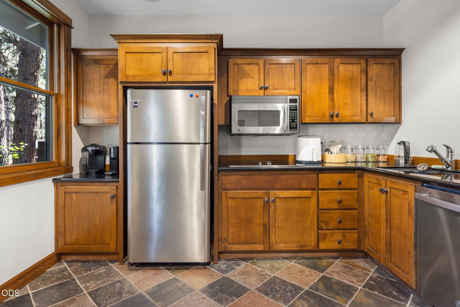 Kitchenette / Break room