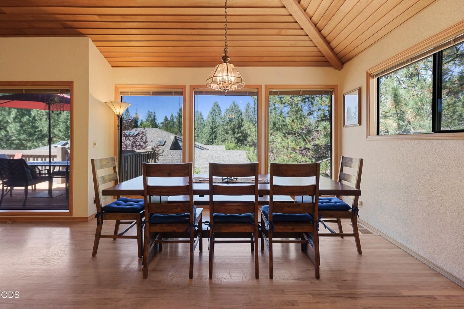 Photo of 17855 Lava Butte Lane 17 of 43