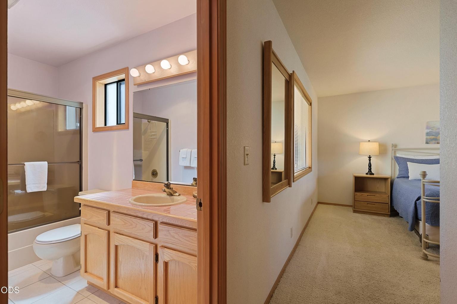 Lower level guest suite