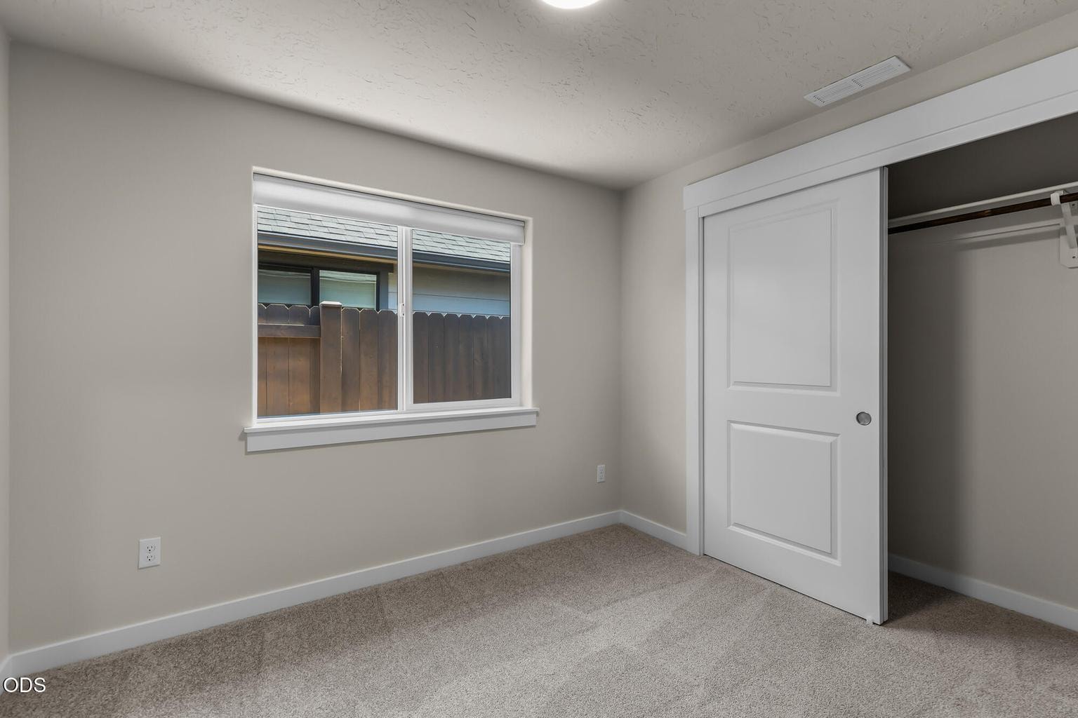 Photo of 2842 NW Sterling Drive 14 of 22