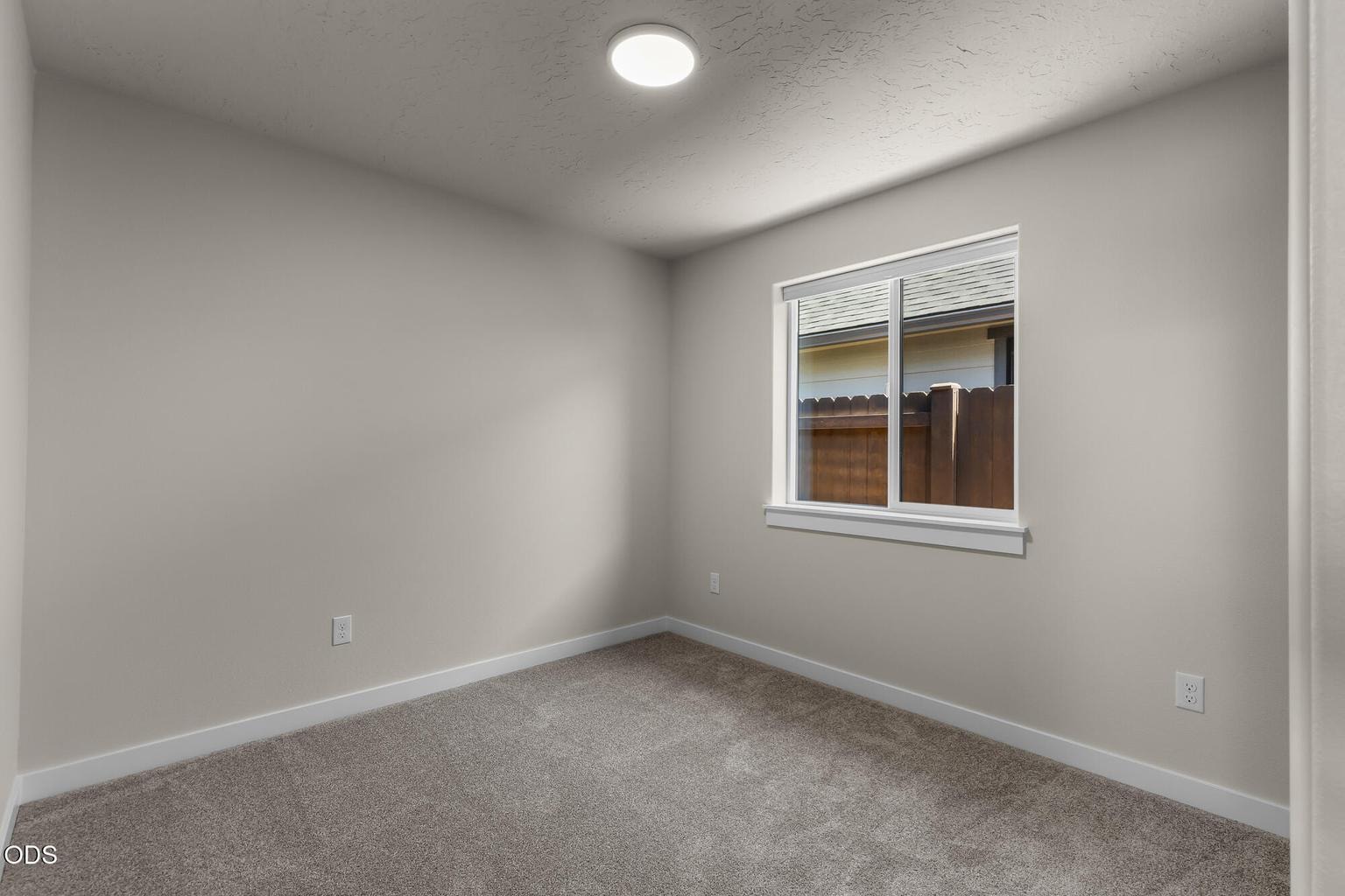 Photo of 2842 NW Sterling Drive 18 of 22