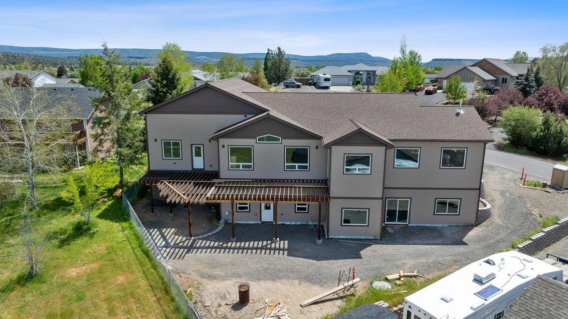 Photo of 3248 NE Yellowpine Road 5 of 62
