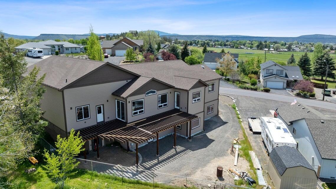 Photo of 3248 NE Yellowpine Road 6 of 62