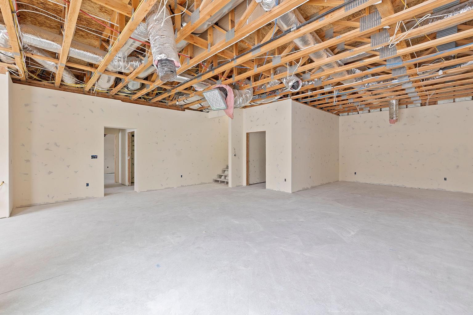 Photo of 3248 NE Yellowpine Road 28 of 62
