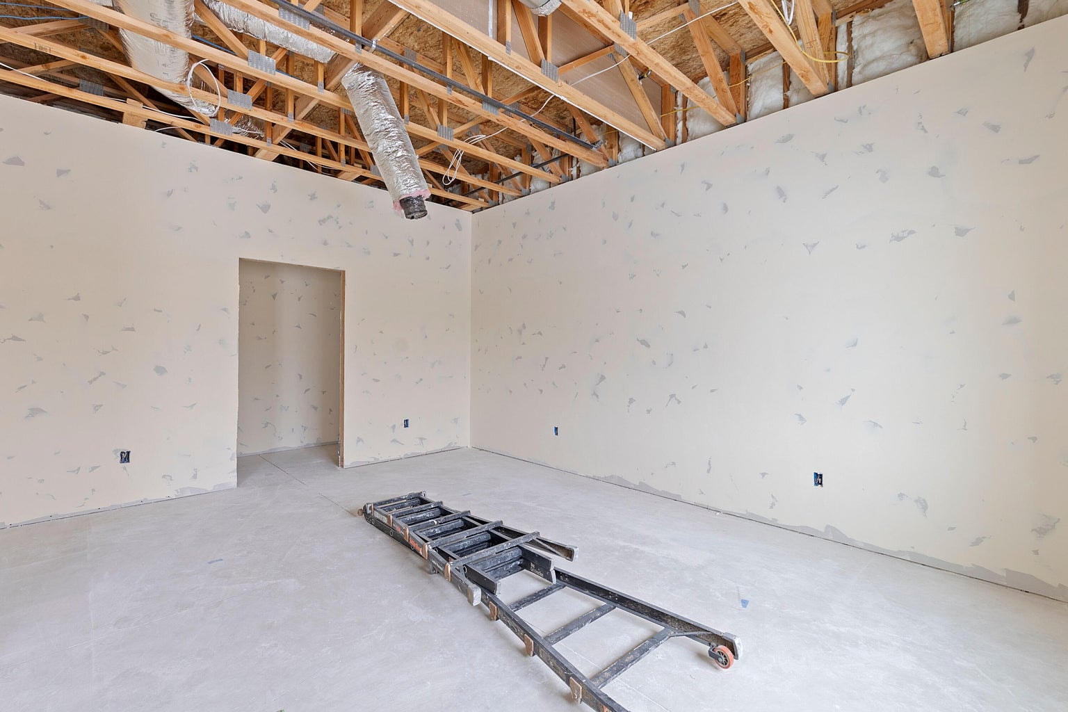 Photo of 3248 NE Yellowpine Road 31 of 62