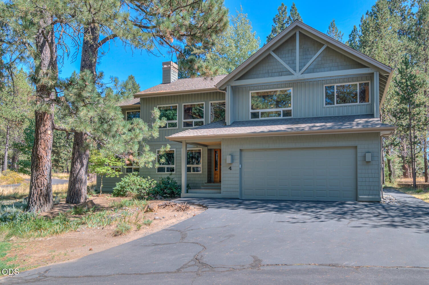 Photo of 57864 Blue Grouse Lane 1 of 38
