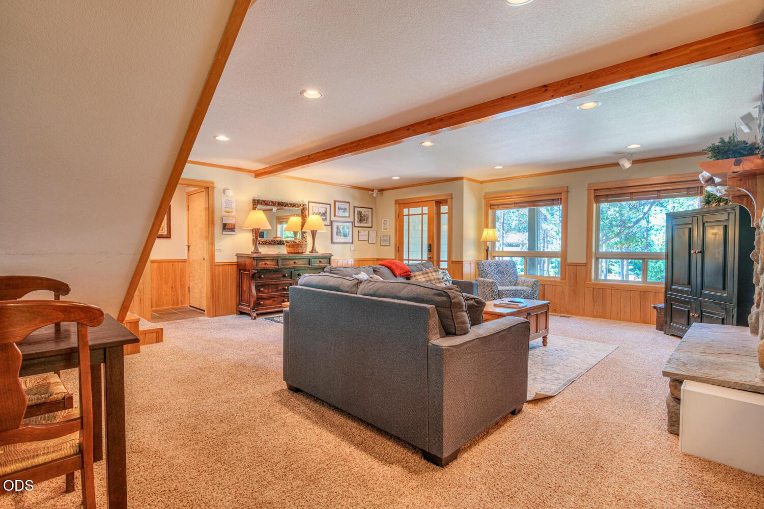 Photo of 57864 Blue Grouse Lane 12 of 38