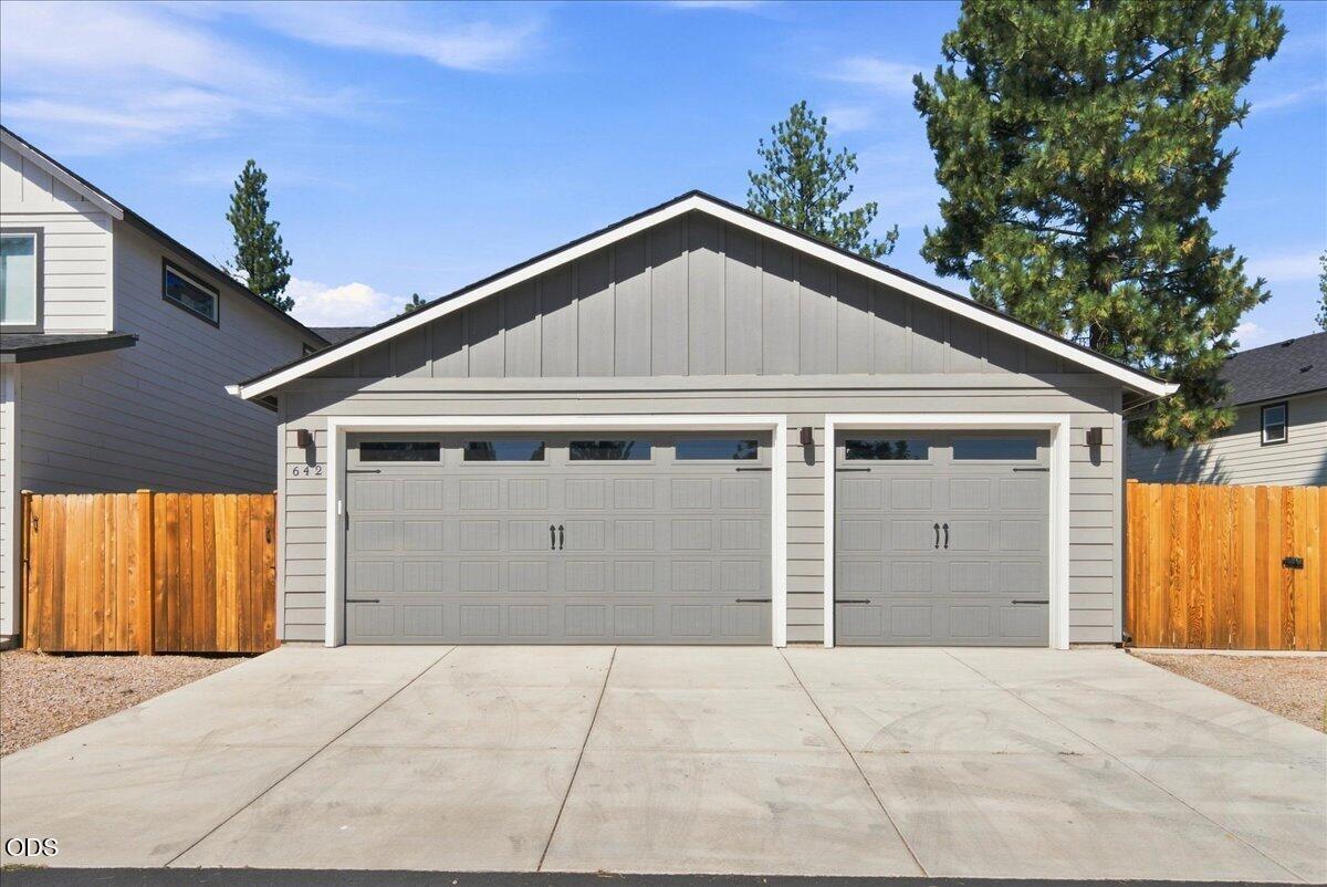 Photo of 642 N Willitts Street 50 of 55