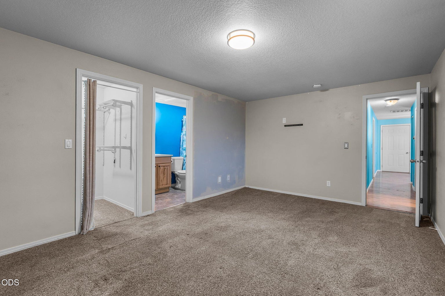 Photo of 485 SE Ponderosa Drive 8 of 19