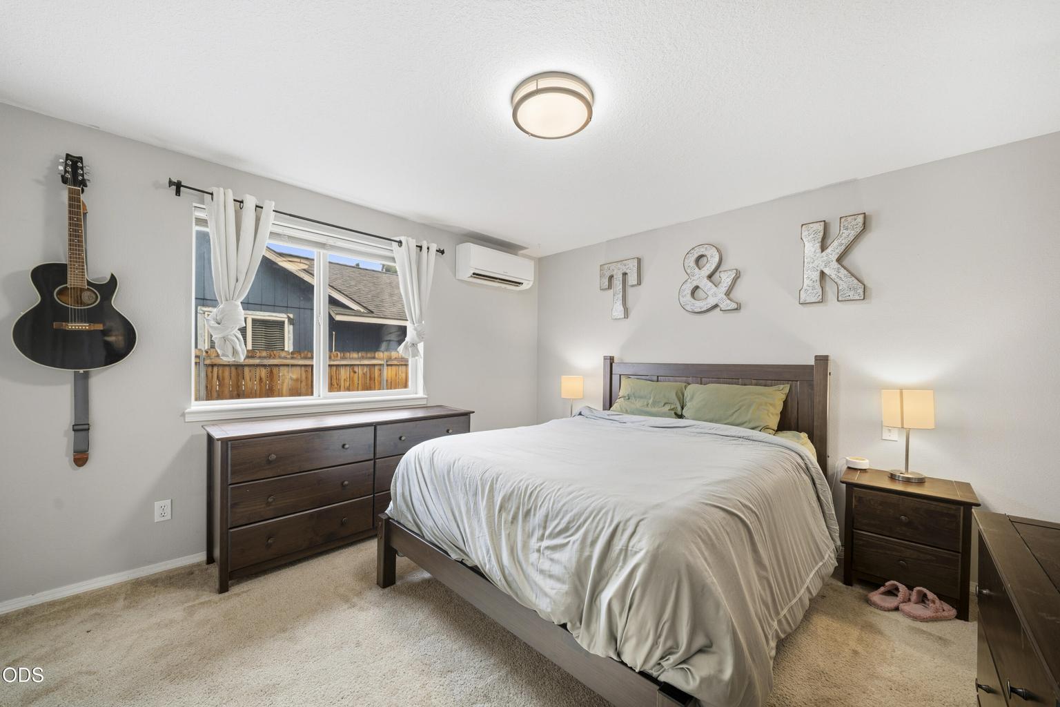 Photo of 2971 SW Salmon Avenue 21 of 34