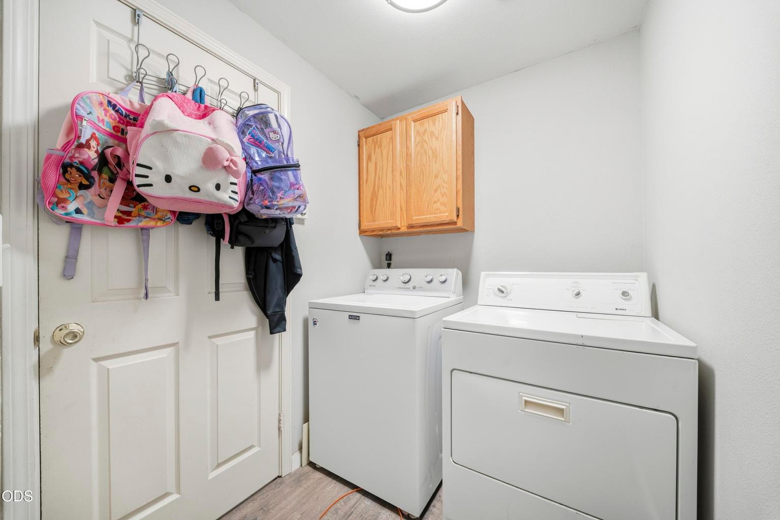 Photo of 2971 SW Salmon Avenue 12 of 34