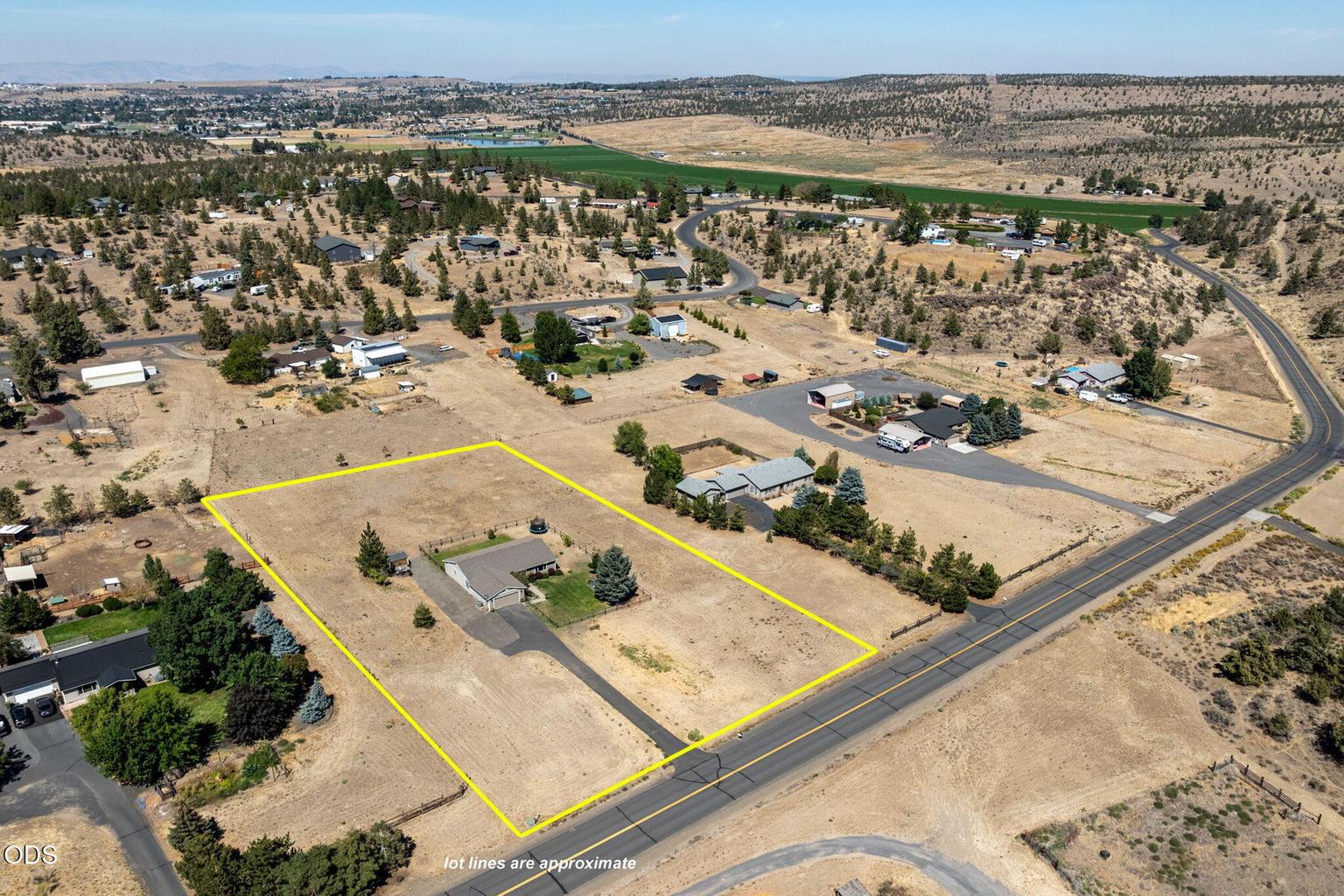Photo of 1940 SE Sagebrush Drive 59 of 62