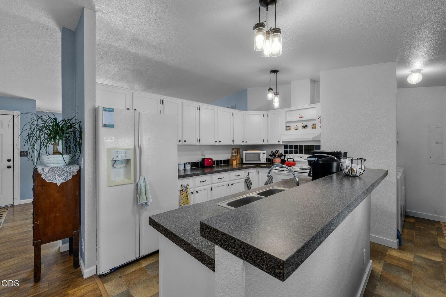 Photo of 2808 SW 25th Street 6 of 50