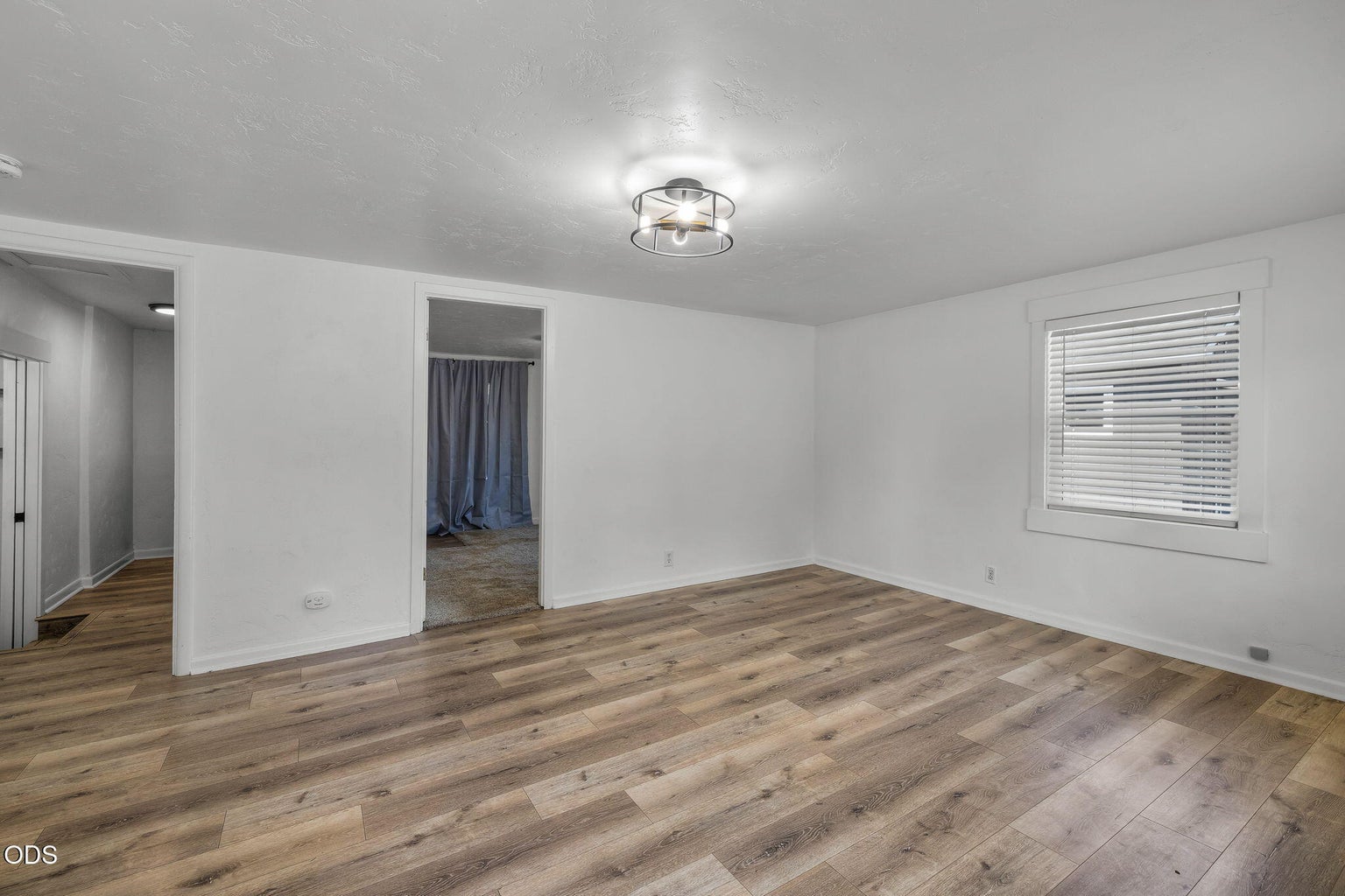 Photo of 673 NE Garner Street 7 of 35