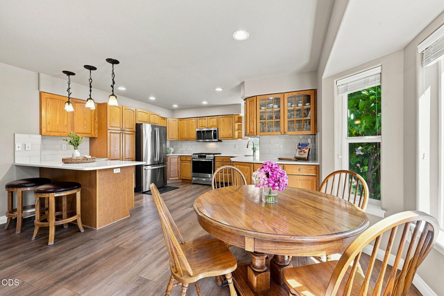 Photo of 3840 SW Summit Avenue 15 of 46