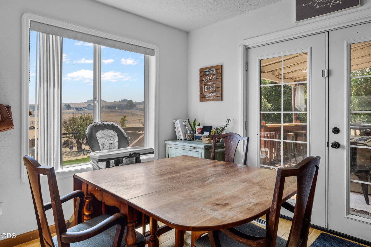 Photo of 2085 SE Sagebrush Drive 12 of 52