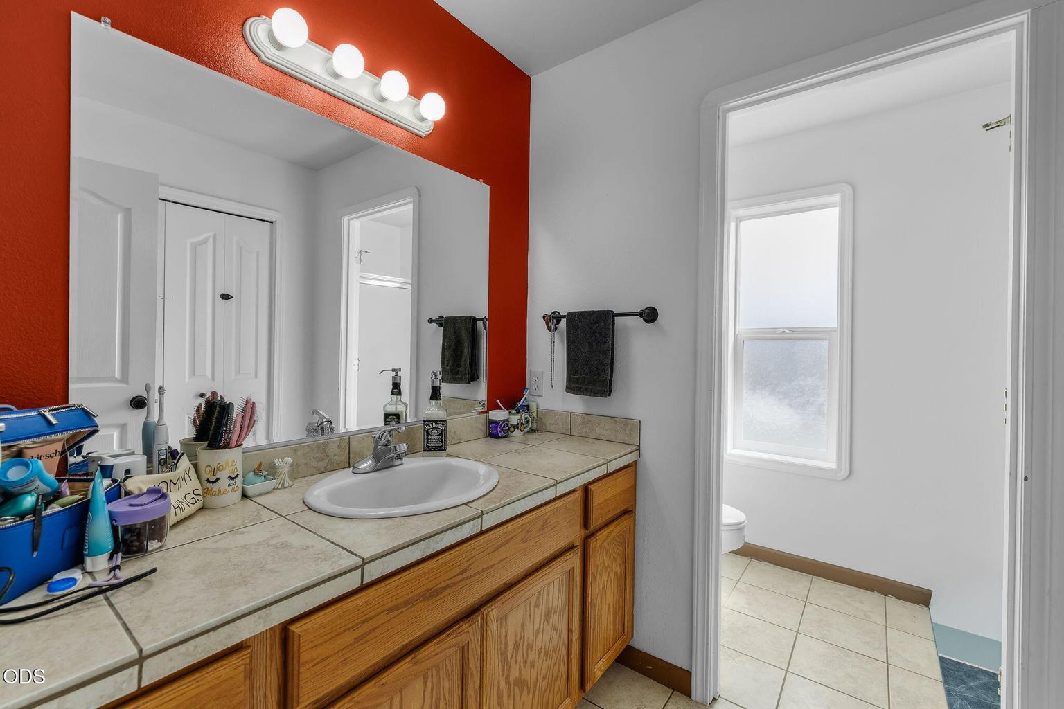 Photo of 2085 SE Sagebrush Drive 15 of 52