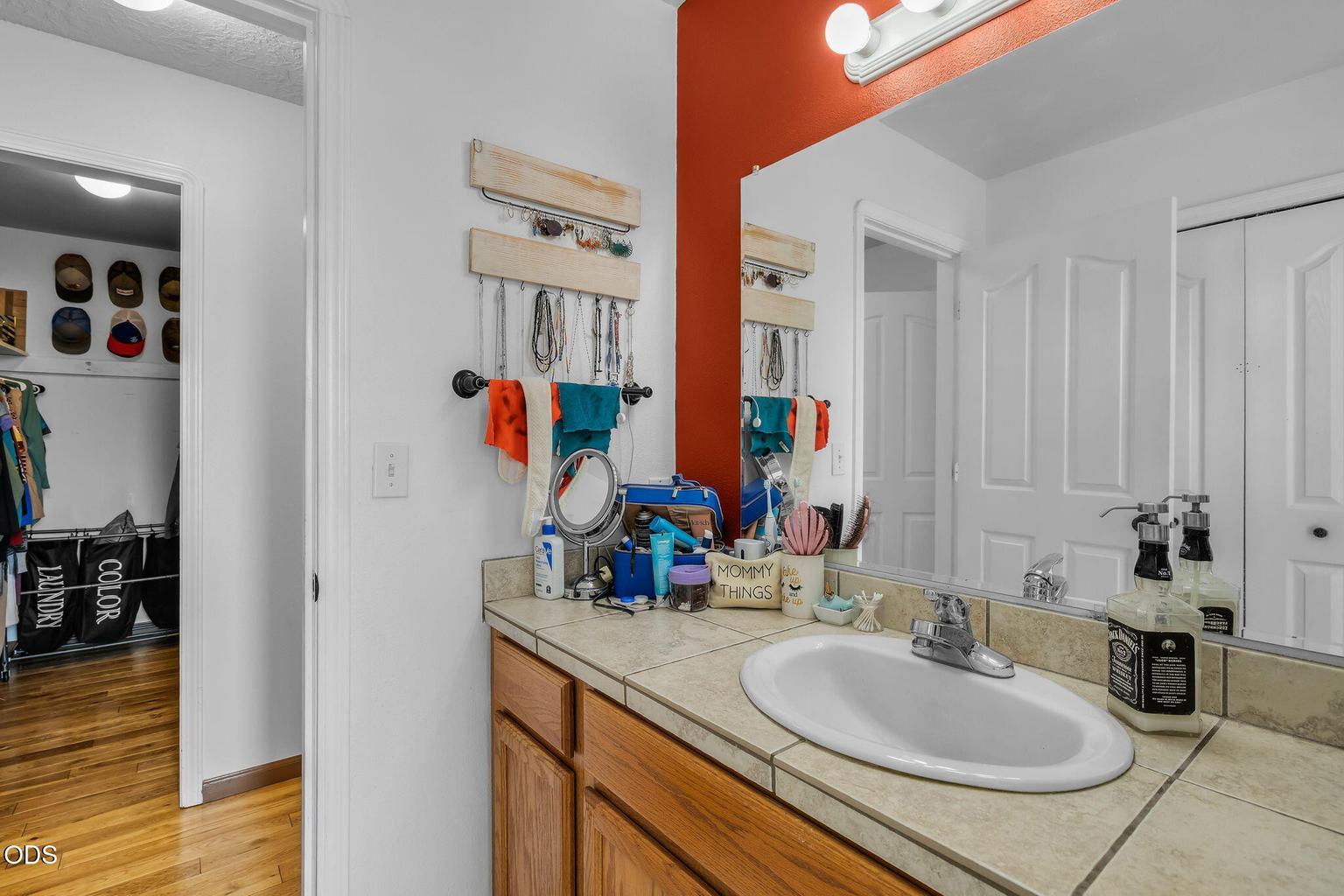 Photo of 2085 SE Sagebrush Drive 16 of 52