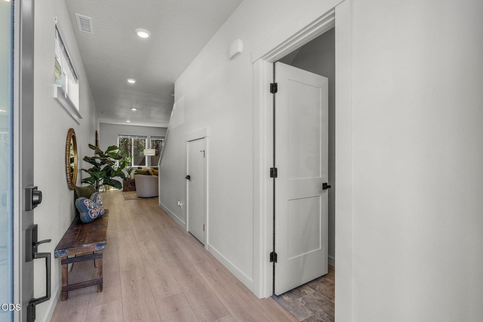 Photo of 16682 Neil Court 10 of 68