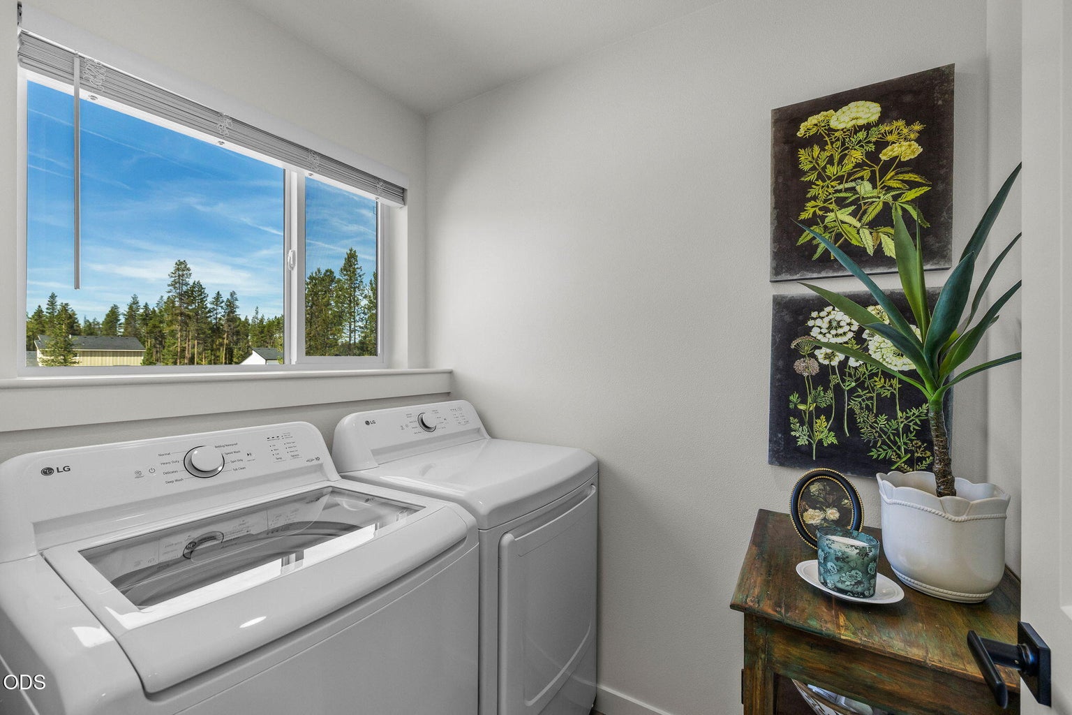 Photo of 16682 Neil Court 25 of 68