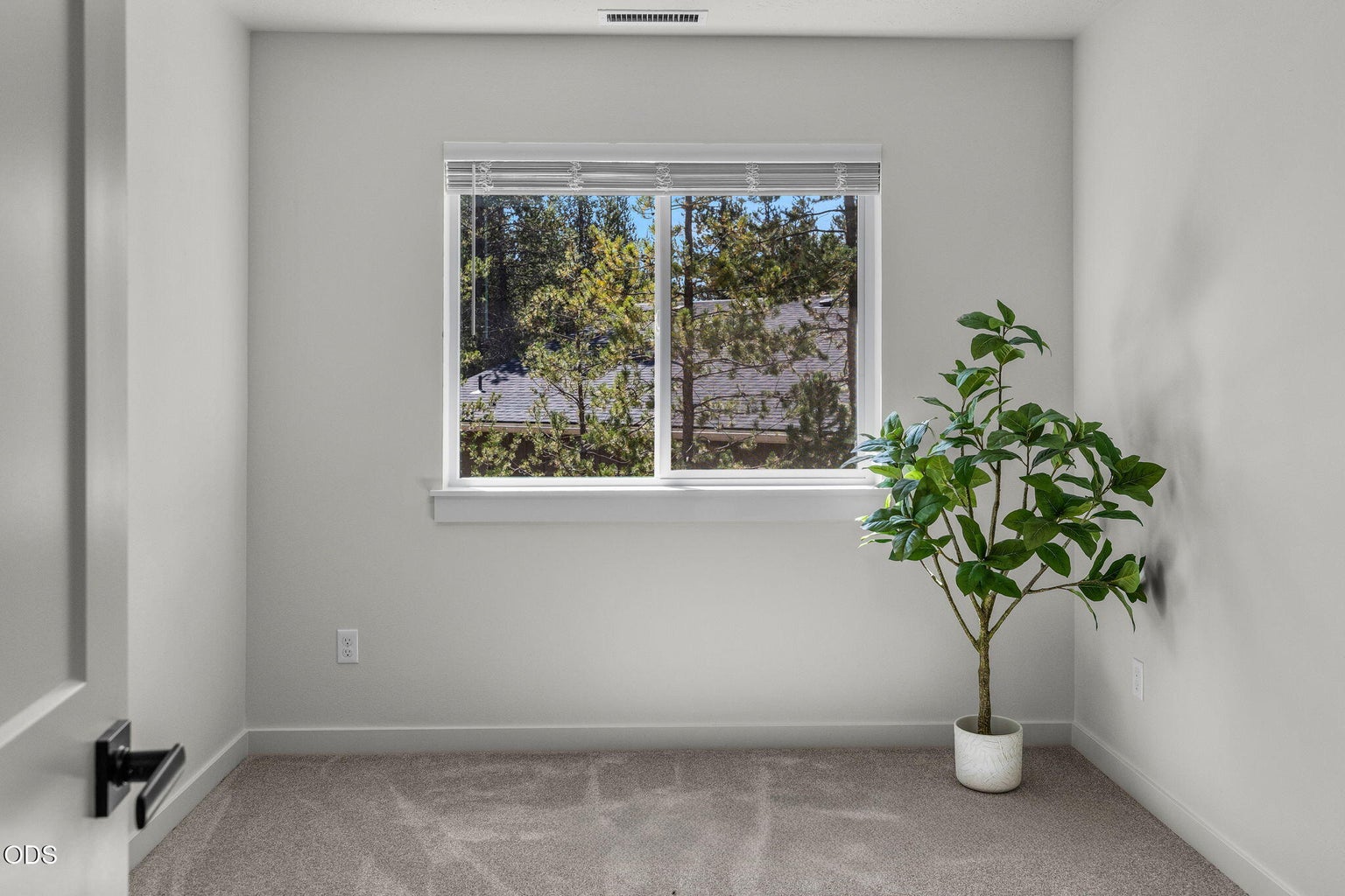 Photo of 16682 Neil Court 36 of 68