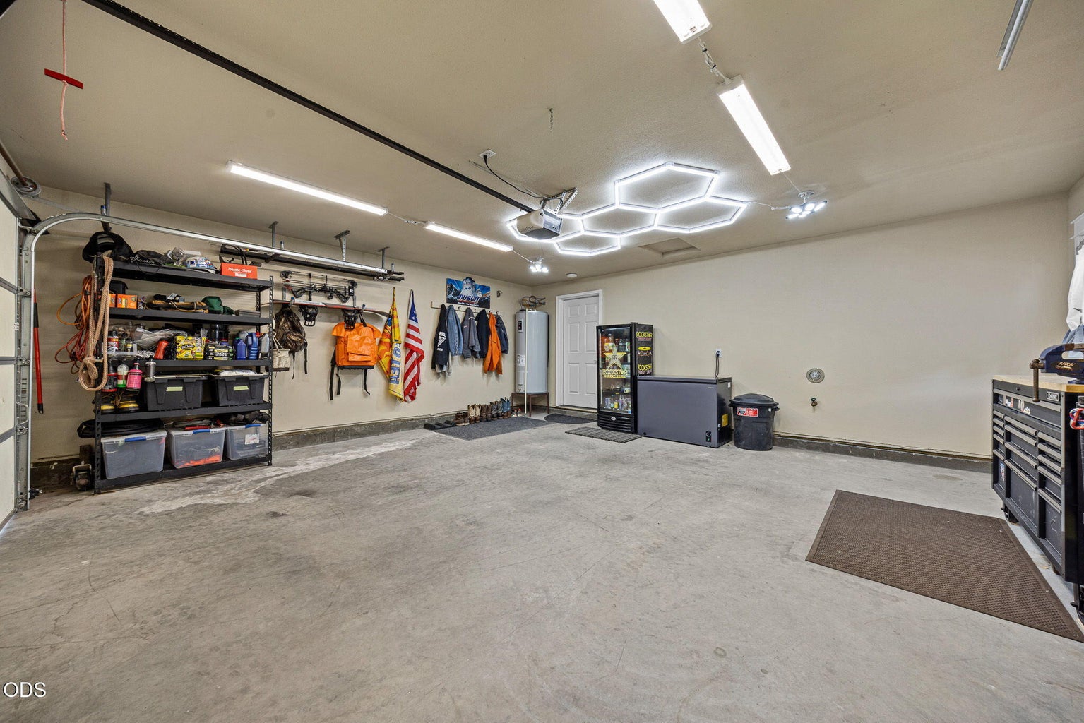 Photo of 752 NE Blackbear Street 26 of 37