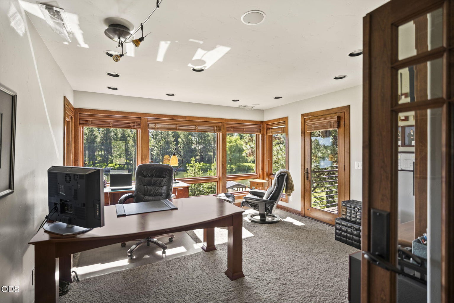 Photo of 56680 Lunar Drive 28 of 56