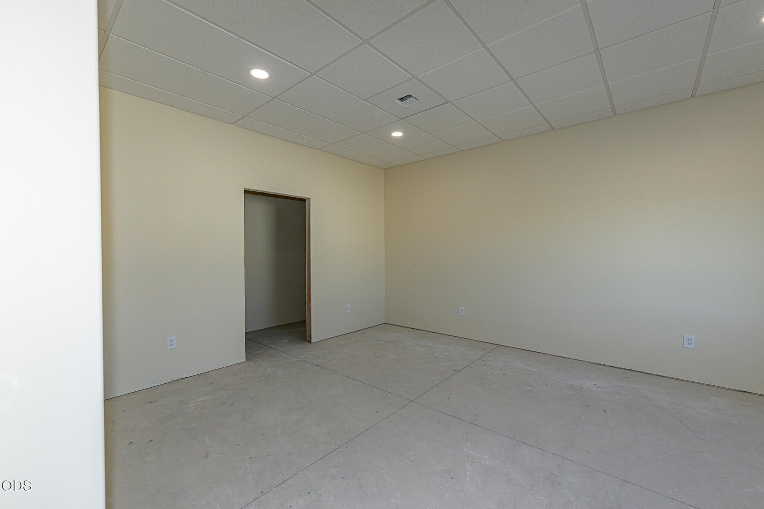 Photo of 3248 NE Yellowpine Road 34 of 62