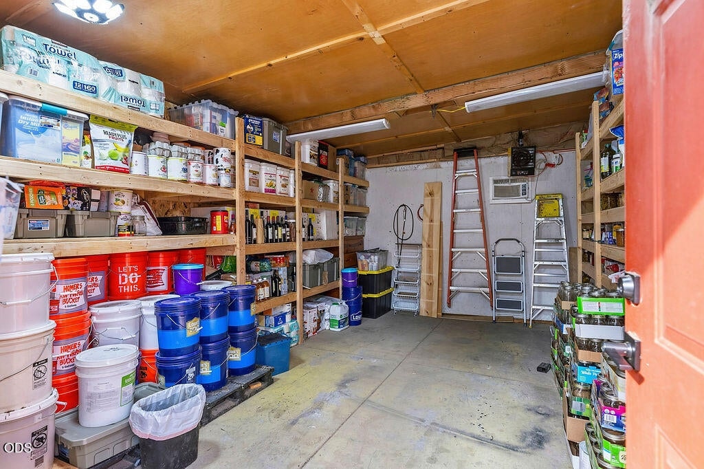 Photo of 15491 SE Paiute 32 of 39