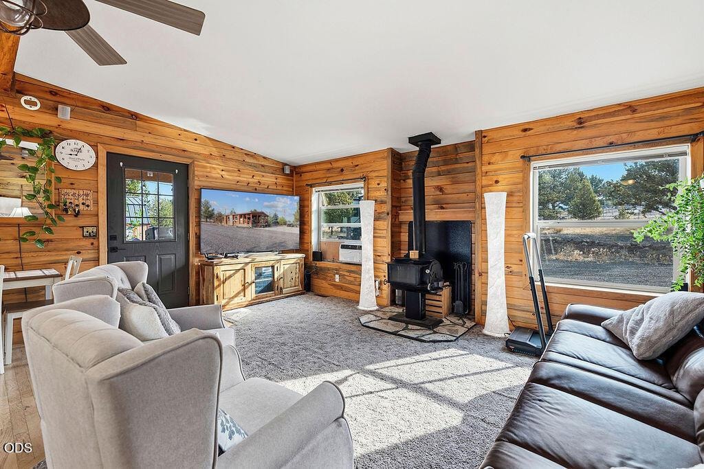 Photo of 15491 SE Paiute 5 of 39