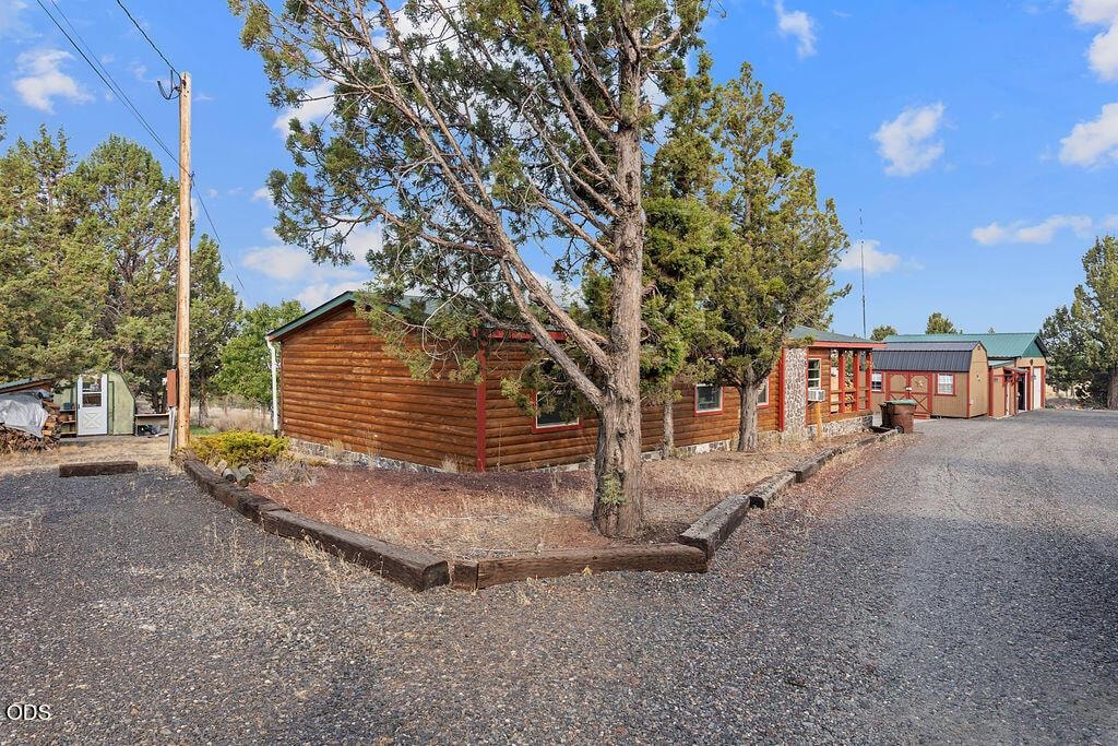 Photo of 15491 SE Paiute 21 of 39