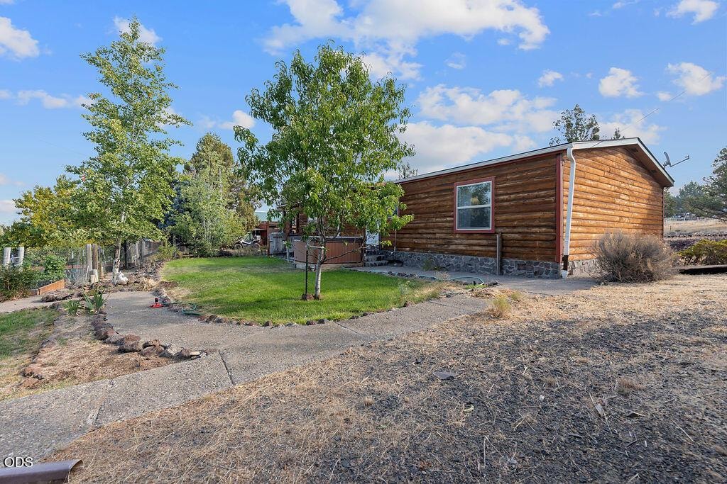 Photo of 15491 SE Paiute 24 of 39