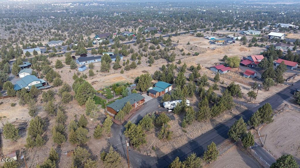 Photo of 15491 SE Paiute 37 of 39