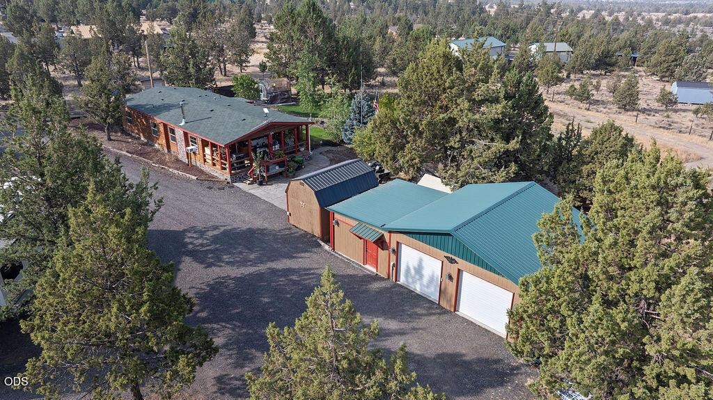 Photo of 15491 SE Paiute 1 of 39