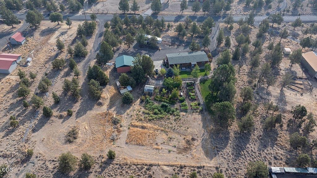 Photo of 15491 SE Paiute 39 of 39