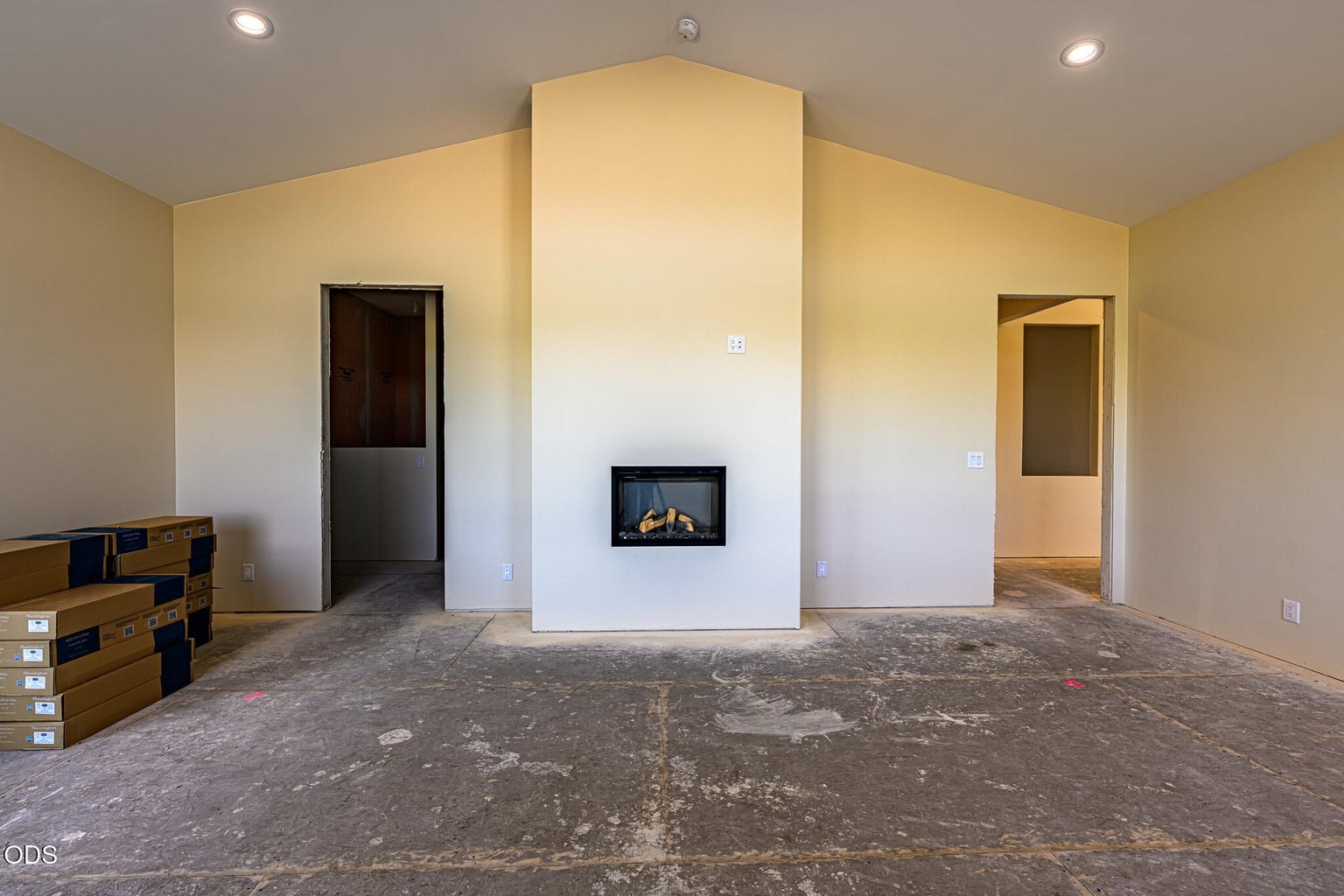 Photo of 3248 NE Yellowpine Road 13 of 62