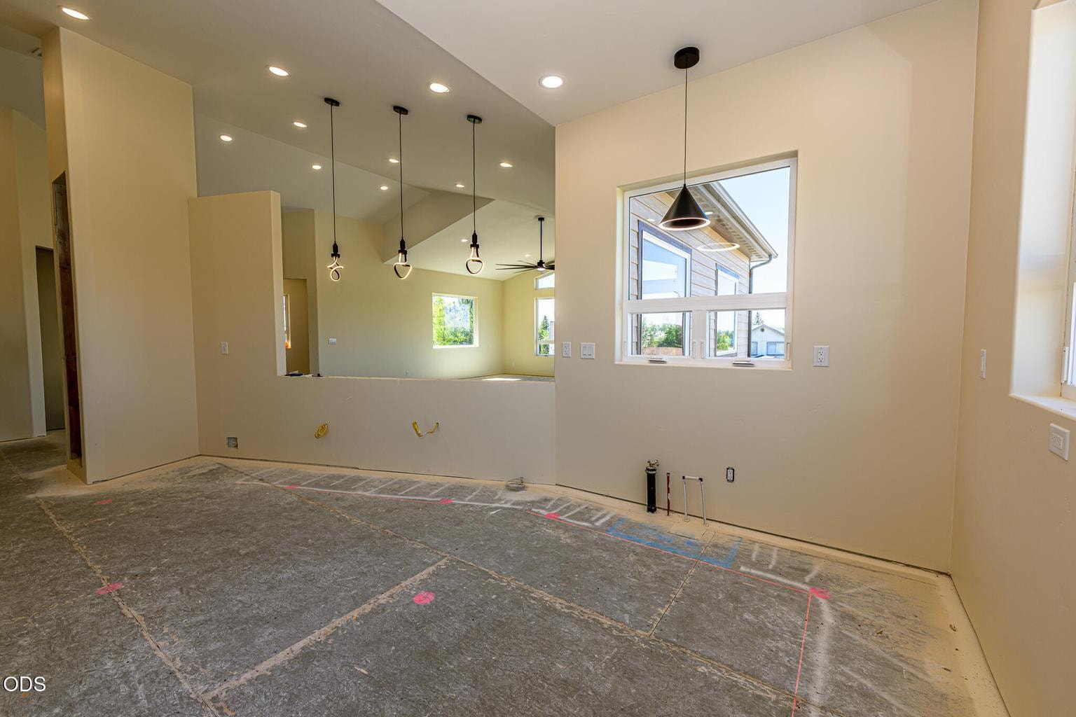 Photo of 3248 NE Yellowpine Road 57 of 62