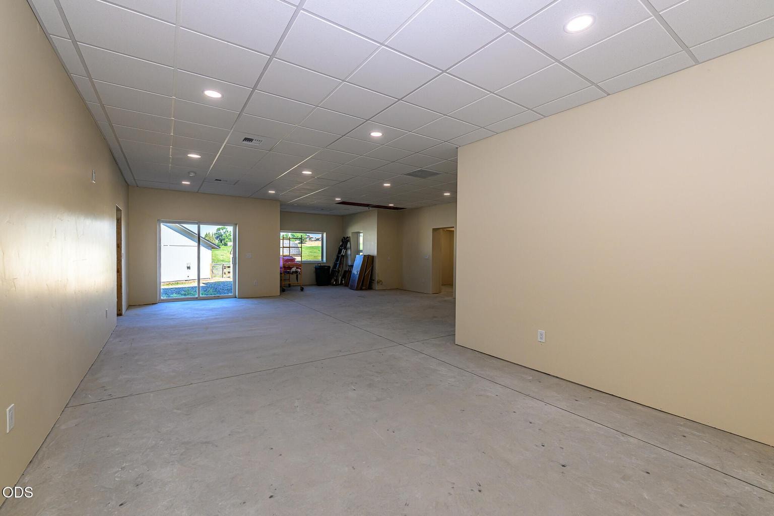 Photo of 3248 NE Yellowpine Road 61 of 62