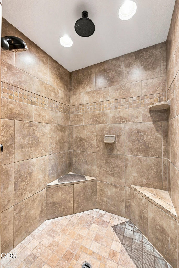 Primary Walk In Shower