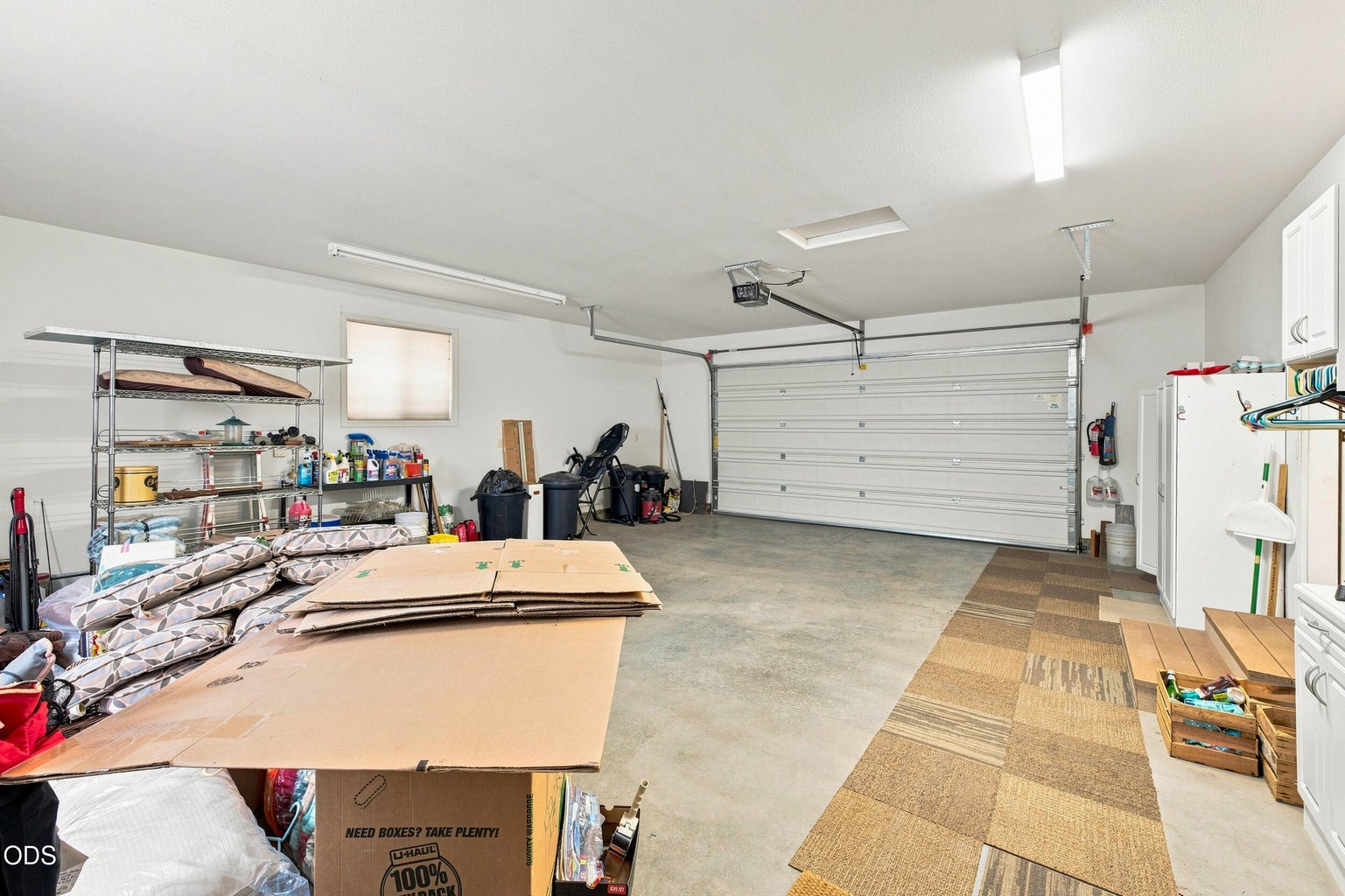 Attached Garage